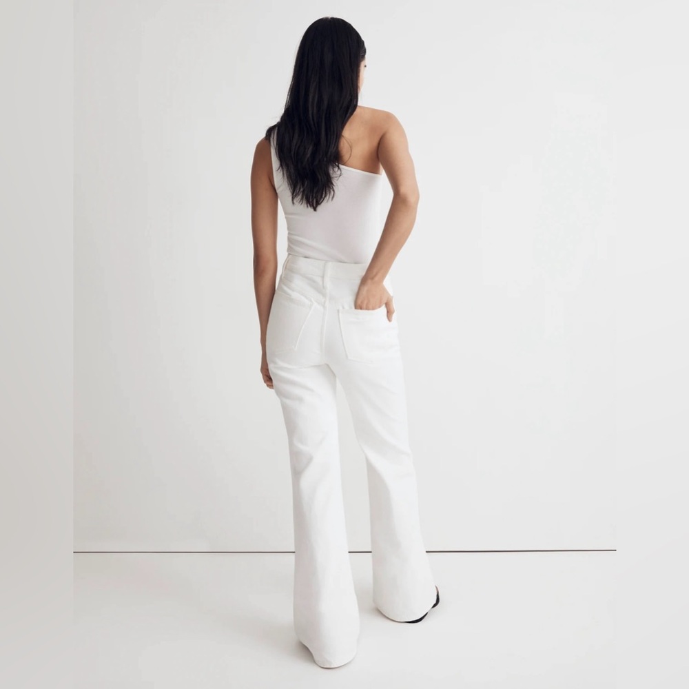 NWT Madewell White Baggy Flare Front Slit Jeans | Size 28 - Picture 4 of 16
